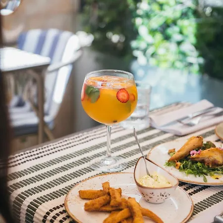 招待所 阿尔玛卢飒拜萨希亚多酒店 Lisboa