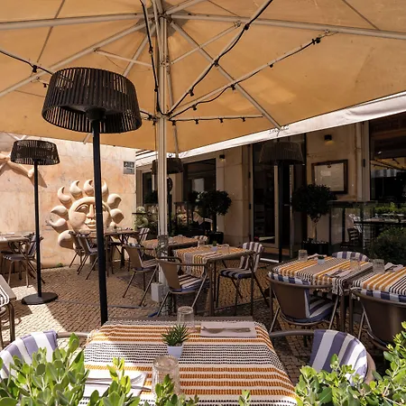 Almalusa Baixa/chiado Vendégház 4*