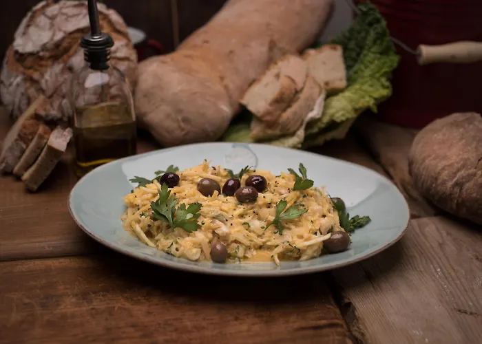 ゲストハウス アルマルサ バイシャ/シアード 4*