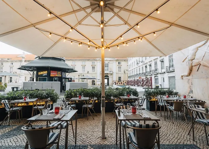 Almalusa Baixa/chiado Pensión 4*