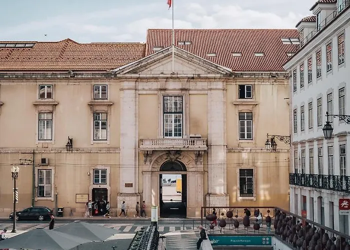 Pensión Almalusa Baixa/chiado 4*