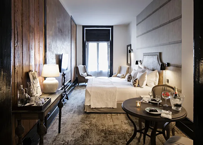 Pensión Almalusa Baixa/chiado 4*