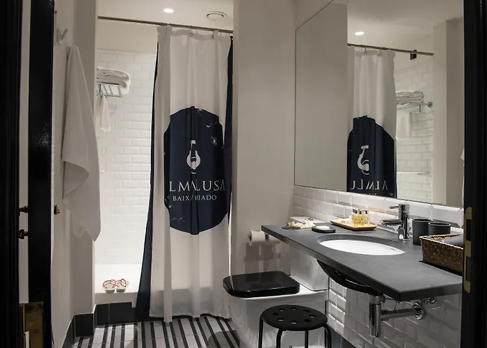 Pensión Almalusa Baixa/chiado 4*