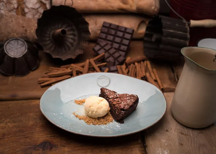 アルマルサ バイシャ/シアード ゲストハウス