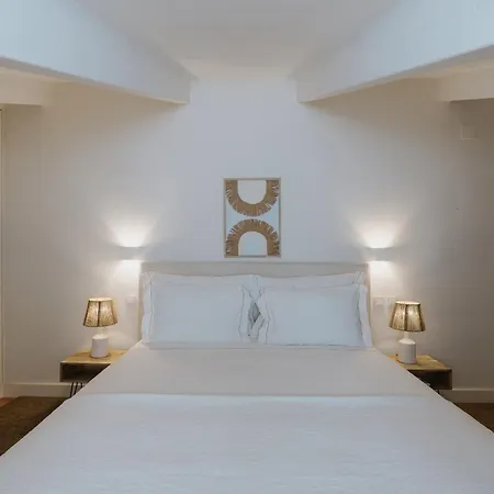 Guest house Almalusa Baixa Chiado 4*
