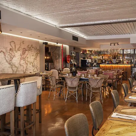 Almalusa Baixa Chiado 4*