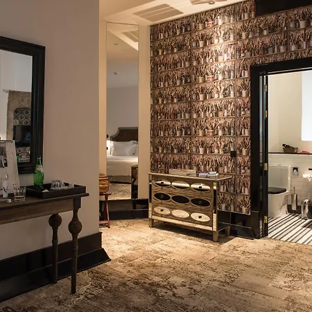 Almalusa Baixa Chiado Pensionat 4*